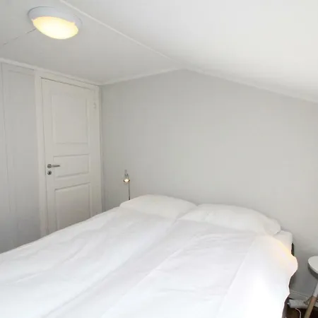 Nordic Host - Aurora City Center Apartment *